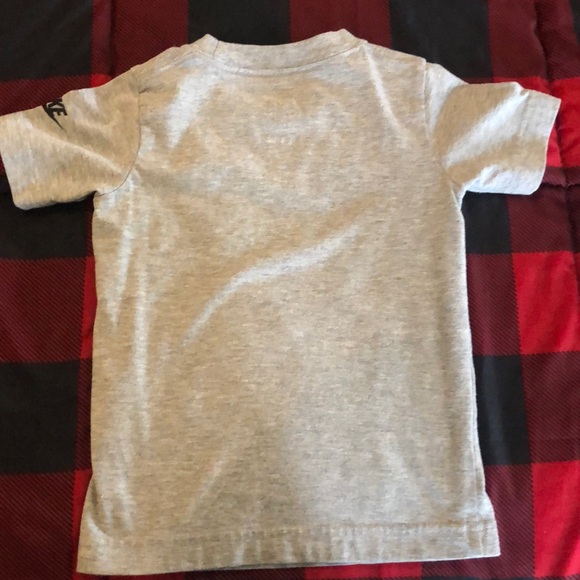 2t/3t t shirts - Picture 15 of 16